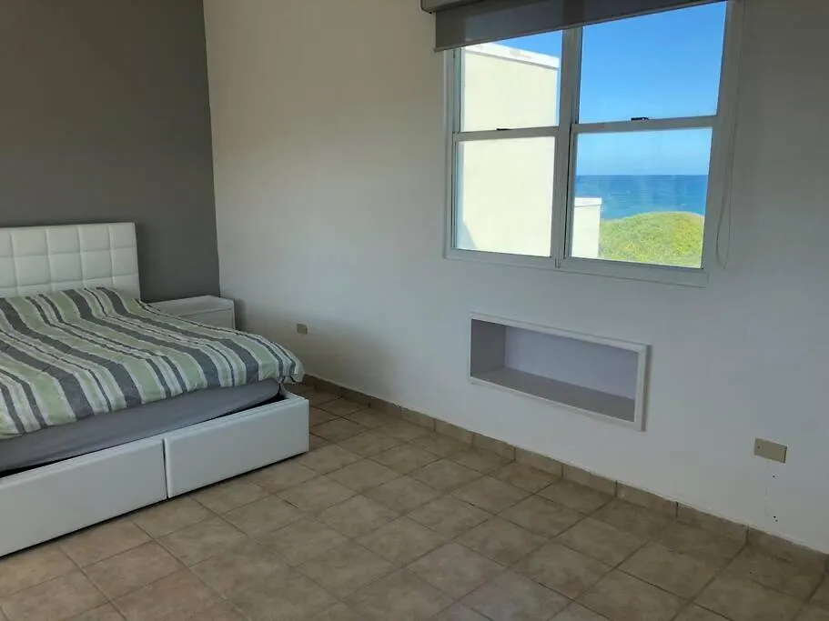 Haudimar Ph Beachfront Apt 4Br/3Bath Isabela Puerto Rico